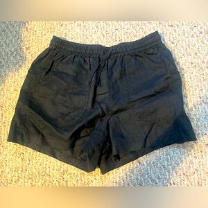 NWT quince linen shorts